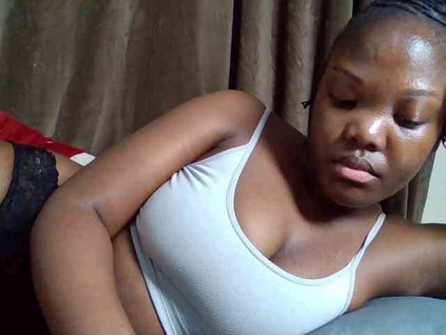 Sexyicey webcam