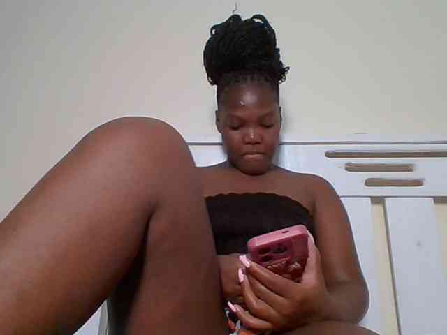 Sexyicey webcam