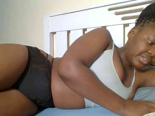 Sexyicey webcam