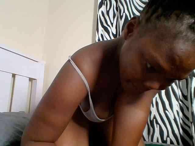 Sexyicey webcam