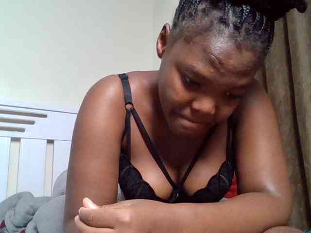 Sexyicey webcam