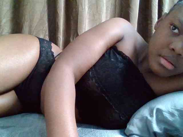 Sexyicey webcam