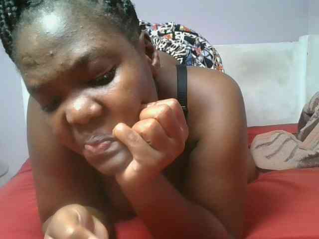 Sexyicey webcam
