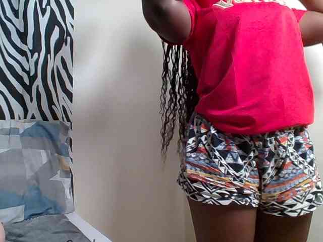 Sexyicey webcam
