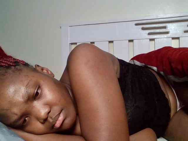 Sexyicey webcam