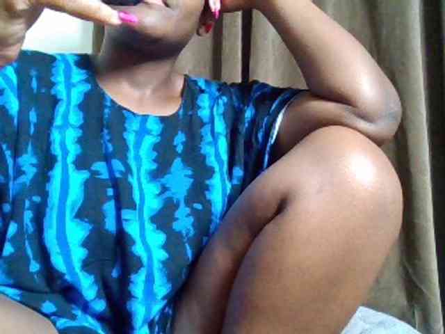 Sexyicey webcam