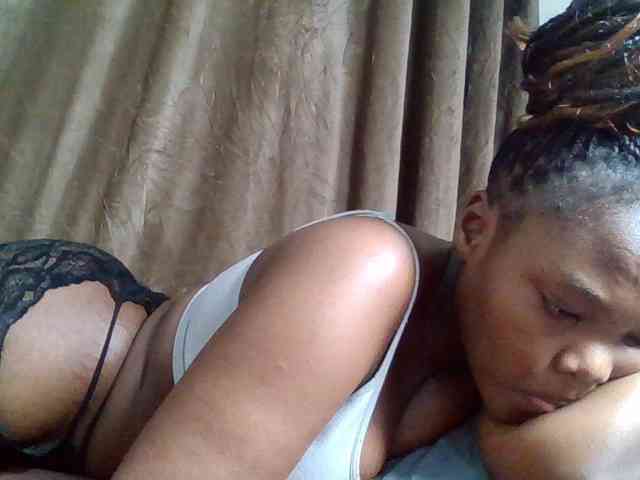 Sexyicey webcam