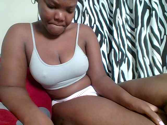 Sexyicey webcam
