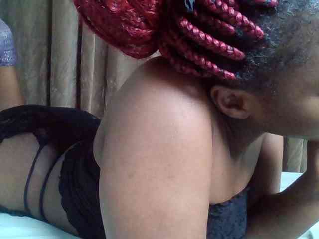 Sexyicey webcam