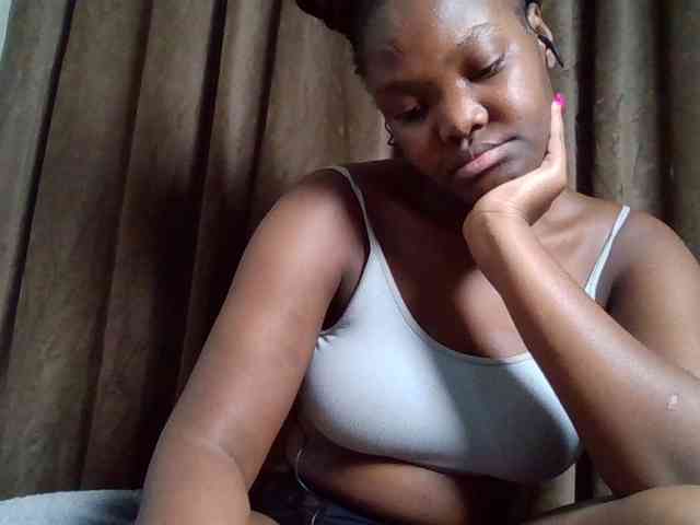Sexyicey webcam