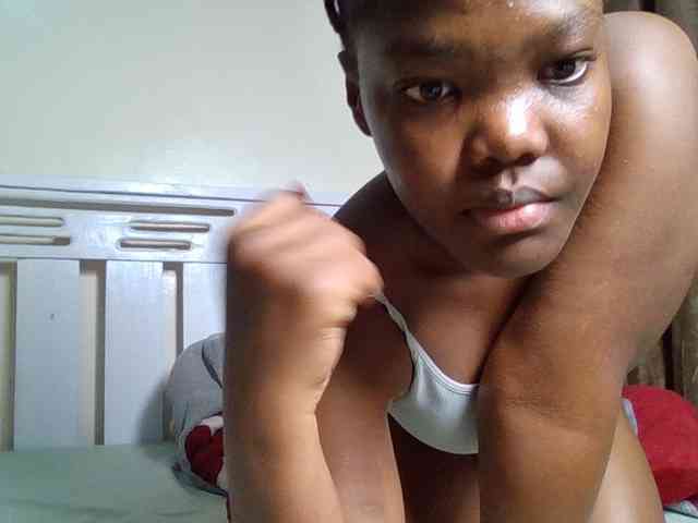 Sexyicey webcam
