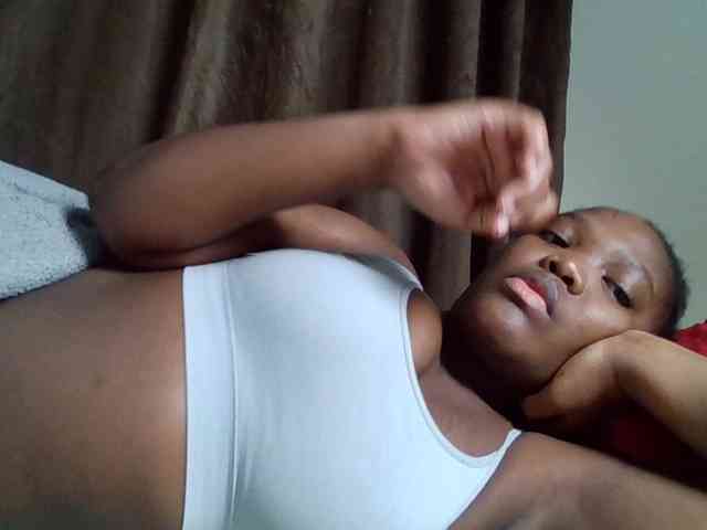 Sexyicey webcam
