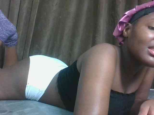 Sexyicey webcam
