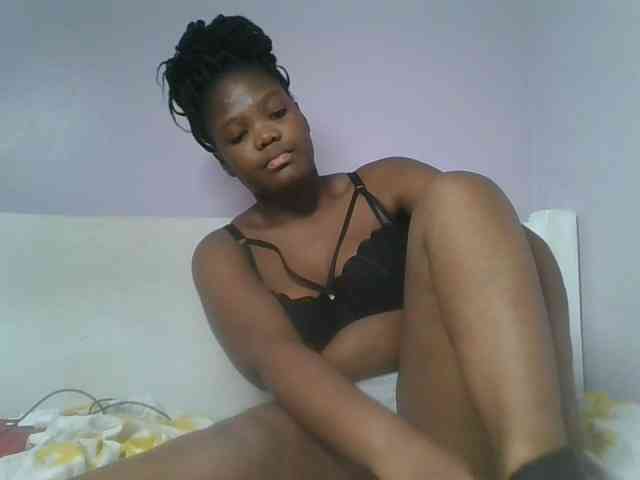 Sexyicey webcam