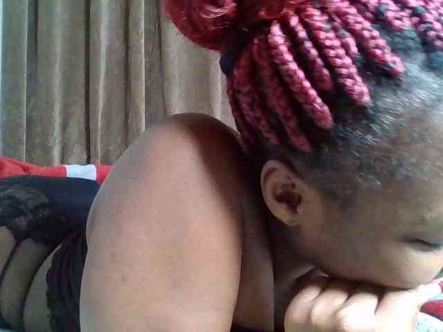 Sexyicey webcam