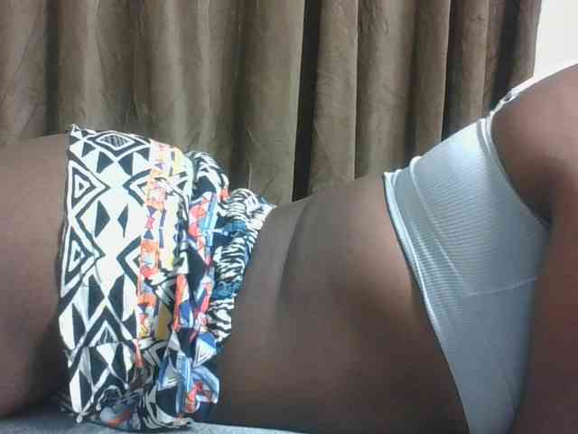 Sexyicey webcam