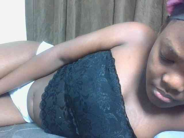 Sexyicey webcam