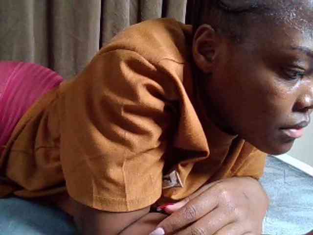 Sexyicey webcam