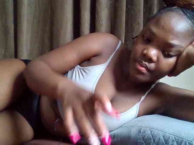 Sexyicey webcam