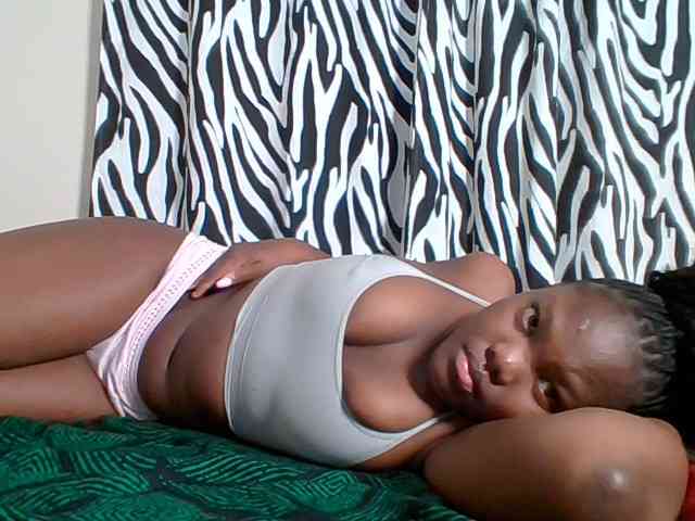 Sexyicey webcam