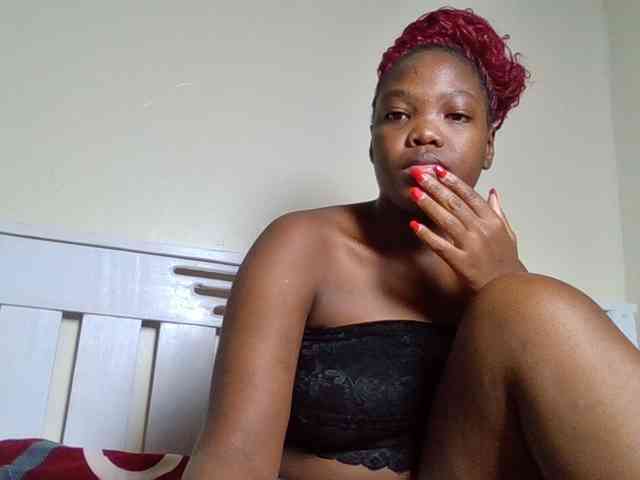 Sexyicey webcam
