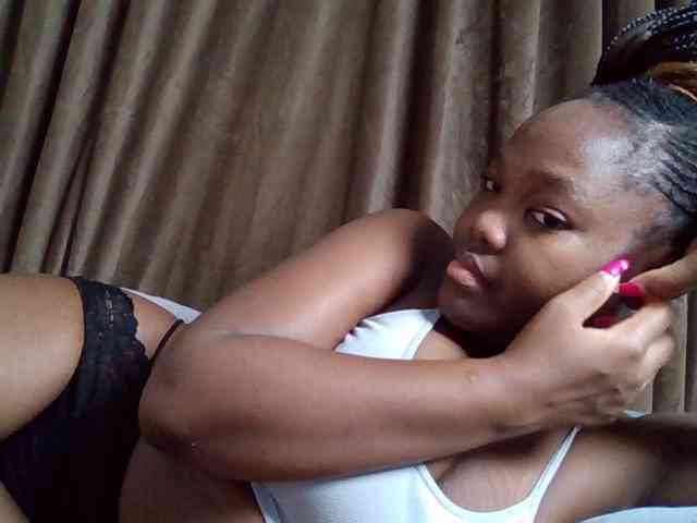 Sexyicey webcam