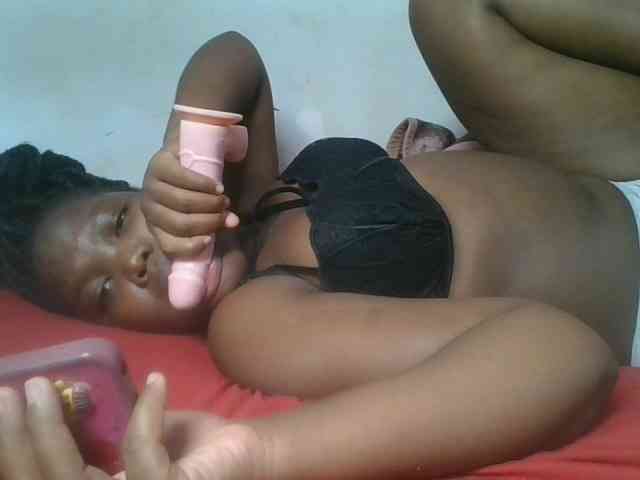 Sexyicey webcam