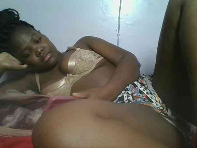 Sexyicey webcam