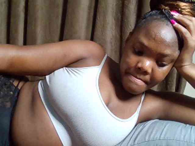 Sexyicey webcam
