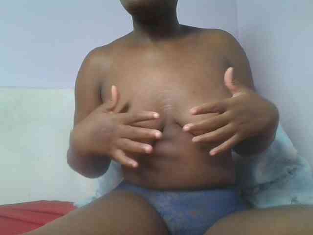 Sexyicey webcam