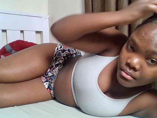 Sexyicey webcam