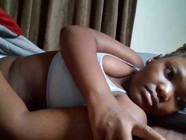 Sexyicey webcam
