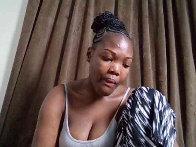 Sexyicey webcam