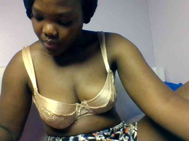 Sexyicey webcam