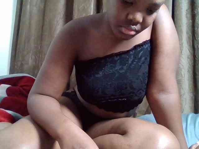 Sexyicey webcam