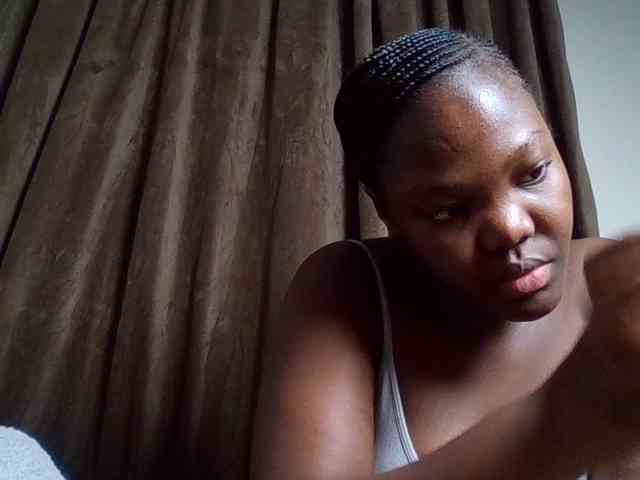 Sexyicey webcam