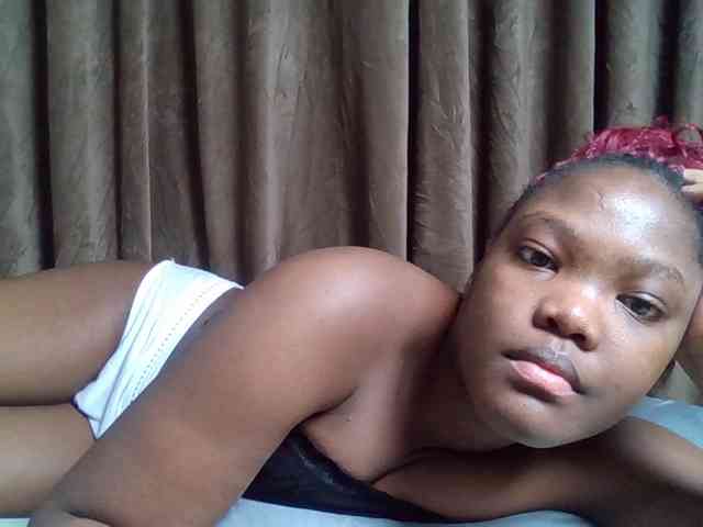 Sexyicey webcam