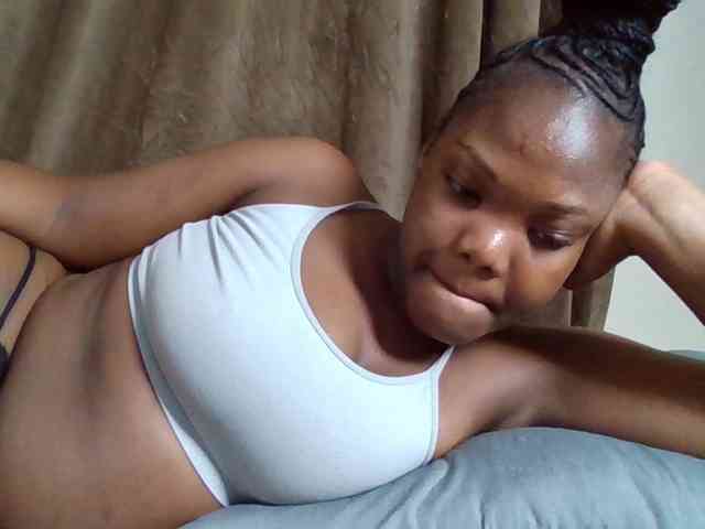 Sexyicey webcam