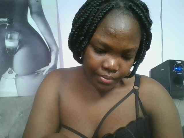 Sexyicey webcam