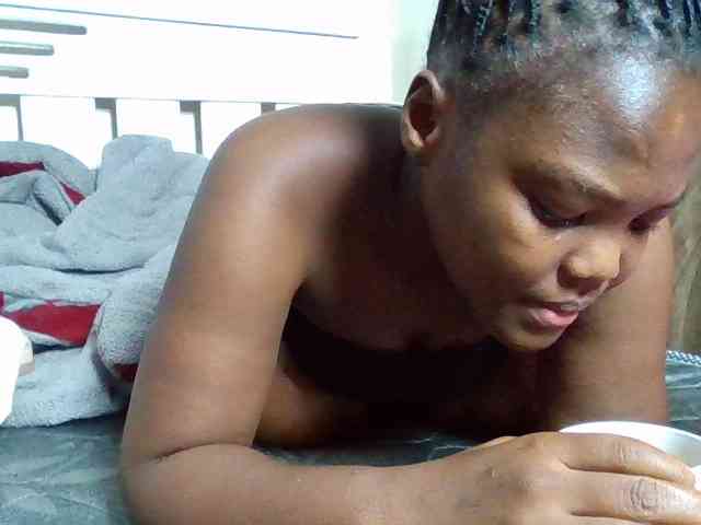 Sexyicey webcam