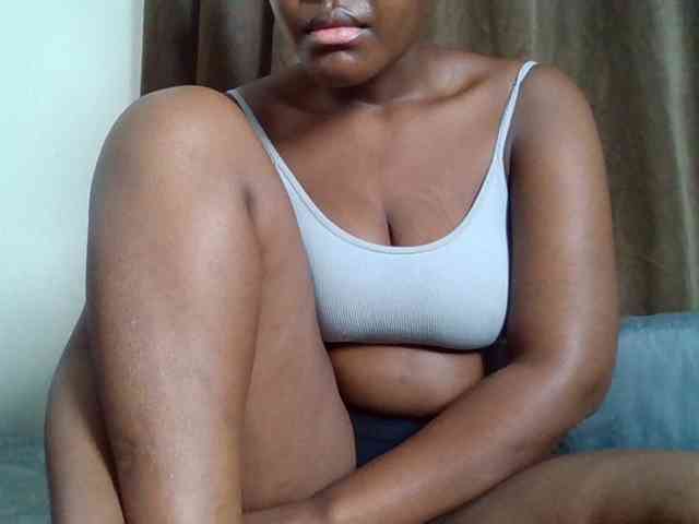Sexyicey webcam
