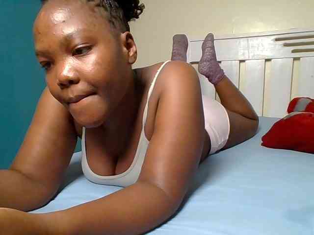 Sexyicey webcam