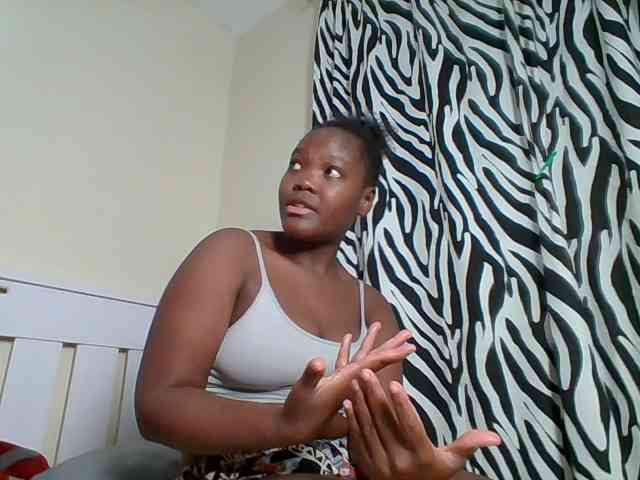 Sexyicey webcam