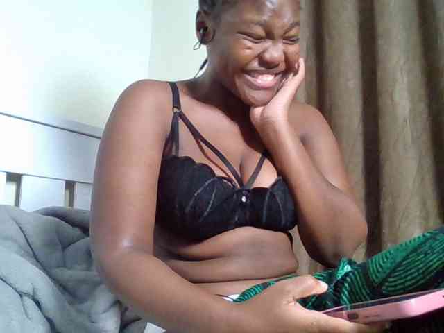 Sexyicey webcam
