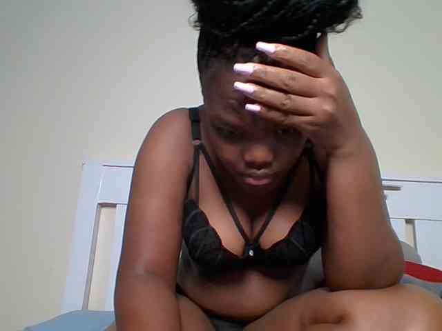Sexyicey webcam