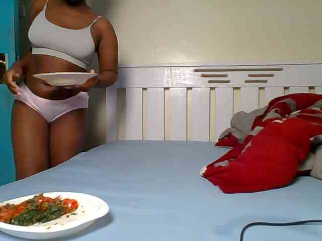 Sexyicey webcam