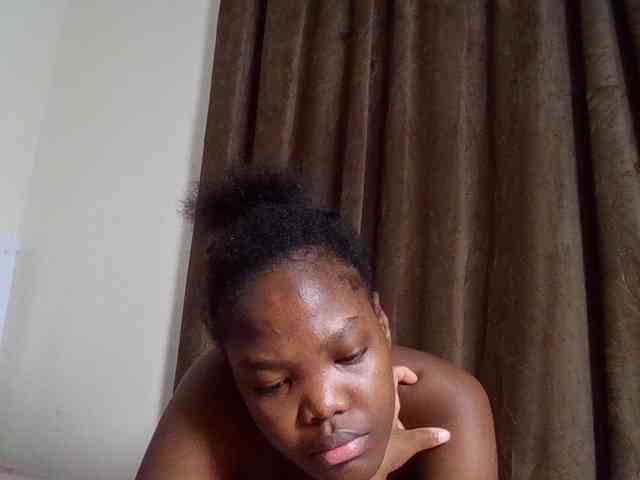 Sexyicey webcam