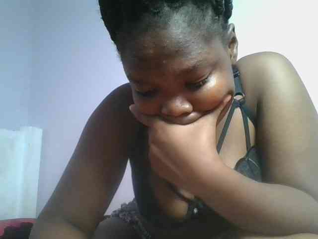 Sexyicey webcam