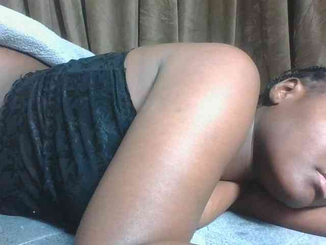 Sexyicey webcam