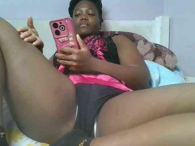 Sexyicey webcam